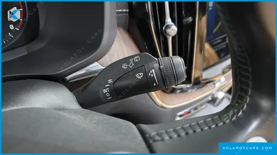 VOLVO XC60 B5 INSCRIPTION