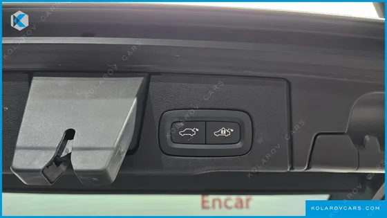 VOLVO XC60 B5 INSCRIPTION