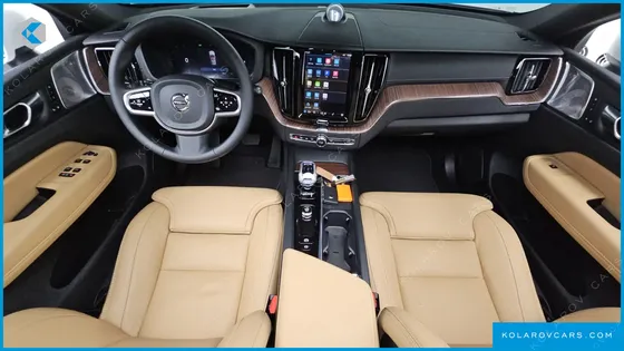 VOLVO XC60 B5 ULTRA BRIGHT