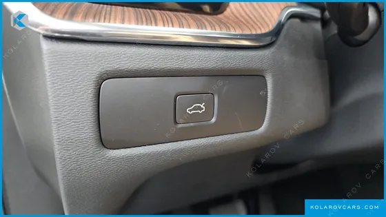 VOLVO XC60 B5 ULTRA BRIGHT