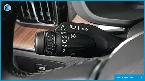 VOLVO XC60 B5 ULTRA BRIGHT