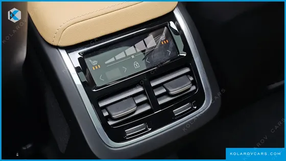 VOLVO XC60 B5 ULTRA BRIGHT