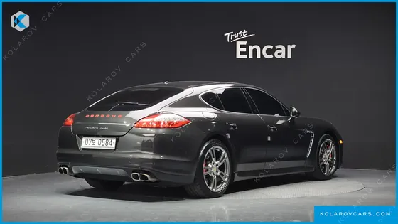 PORSCHE PANAMERA 4.8 TURBO