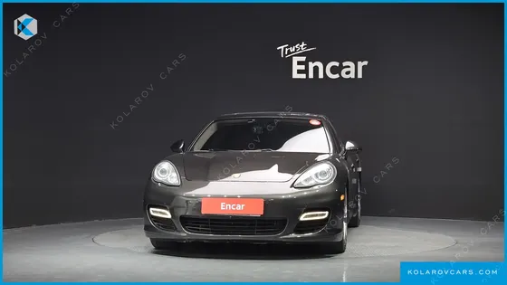 PORSCHE PANAMERA 4.8 TURBO