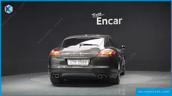 PORSCHE PANAMERA 4.8 TURBO