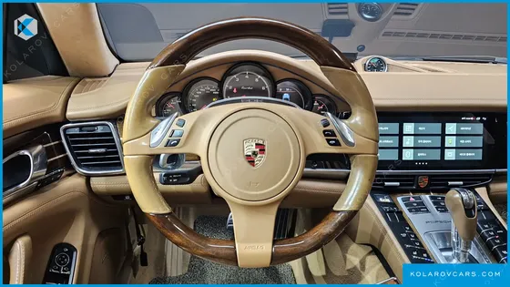 PORSCHE PANAMERA 4.8 TURBO