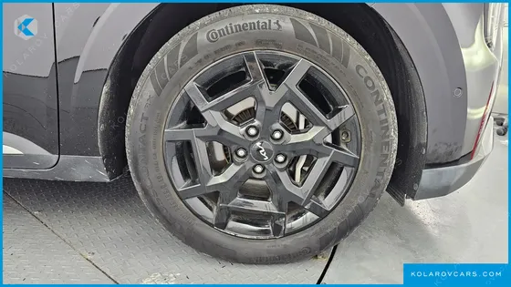 KIA CARNIVAL GASOLINE 9-SEATER GRAVITY