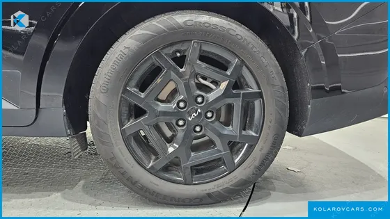 KIA CARNIVAL GASOLINE 9-SEATER GRAVITY