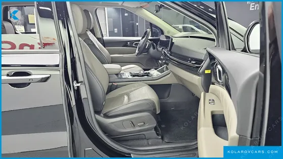 KIA CARNIVAL GASOLINE 9-SEATER GRAVITY