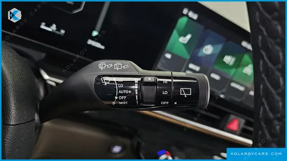 KIA CARNIVAL GASOLINE 9-SEATER GRAVITY