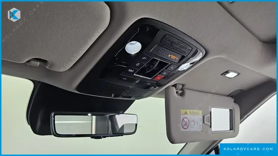 KIA CARNIVAL GASOLINE 9-SEATER GRAVITY