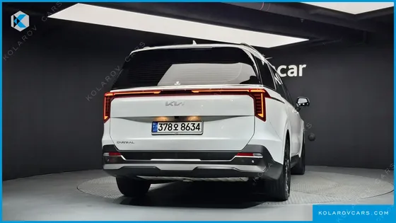 KIA CARNIVAL DIESEL 9-SEATER NOBLESSE