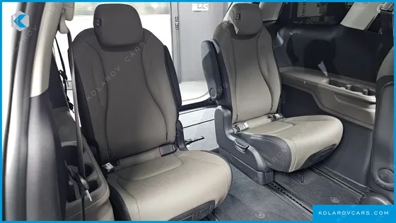 KIA CARNIVAL DIESEL 9-SEATER NOBLESSE