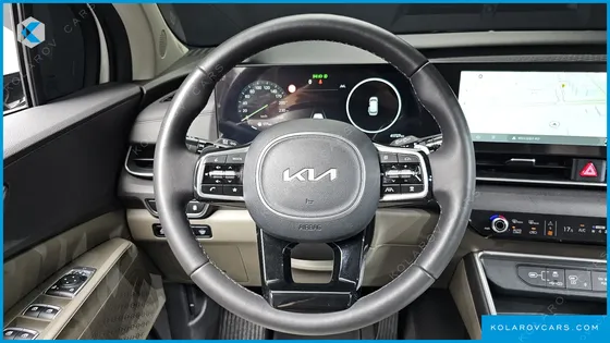 KIA CARNIVAL DIESEL 9-SEATER NOBLESSE