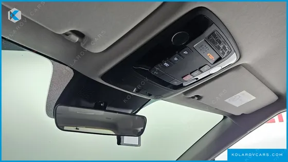 KIA CARNIVAL HEV 9 SEATER PRESTIGE