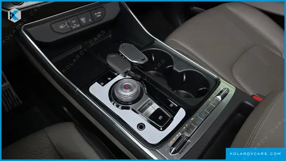 KIA CARNIVAL GASOLINE 9-SEATER GRAVITY