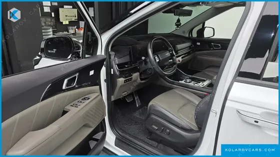 KIA CARNIVAL GASOLINE 9-SEATER GRAVITY