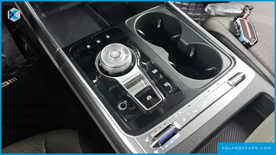 KIA CARNIVAL DIESEL 9-SEATER NOBLESSE