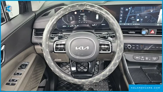 KIA CARNIVAL DIESEL 9-SEATER NOBLESSE