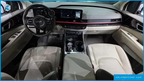 KIA CARNIVAL DIESEL 7-SEATER SIGNATURE