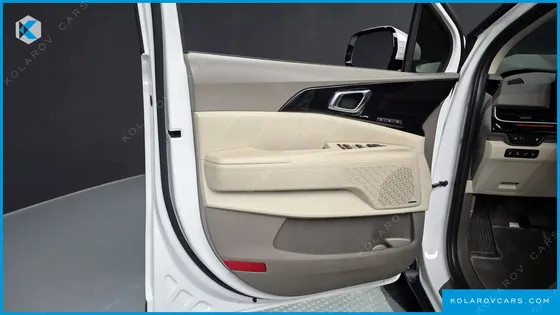 KIA CARNIVAL DIESEL 7-SEATER SIGNATURE
