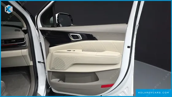 KIA CARNIVAL DIESEL 7-SEATER SIGNATURE