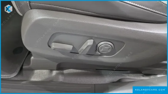 KIA CARNIVAL DIESEL 7-SEATER SIGNATURE