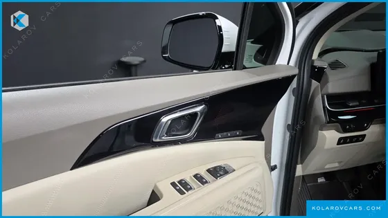 KIA CARNIVAL DIESEL 7-SEATER SIGNATURE