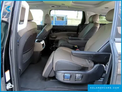 KIA CARNIVAL HEV 7SEATER SIGNATURE