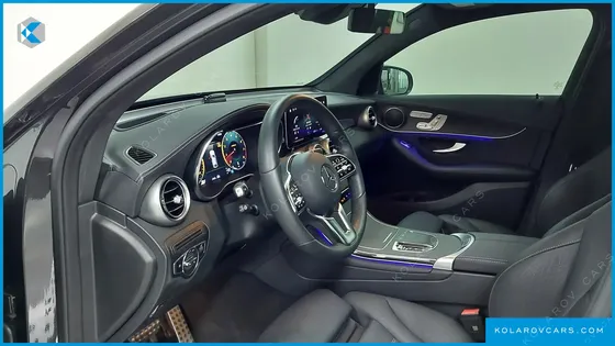 MERCEDES GLC-CLASS GCL300 4MATIC COUPE