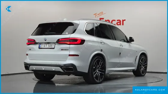BMW X5 M50I