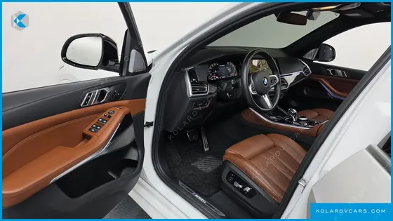 BMW X5 M50I