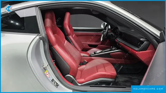 PORSCHE 911 CARRERA 4S