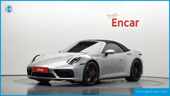 PORSCHE 911 CARRERA 4 GTS CABRIOLET