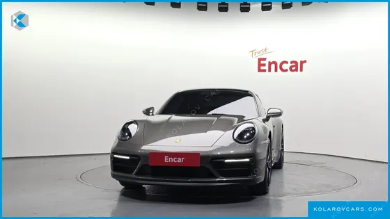 PORSCHE 911 CARRERA 4 GTS