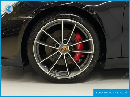 PORSCHE 911 CARRERA 4S