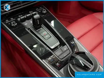 PORSCHE 911 CARRERA 4S