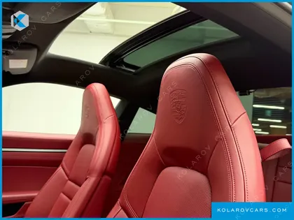 PORSCHE 911 CARRERA 4S