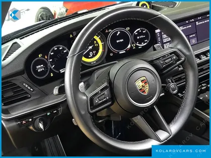 PORSCHE 911 CARRERA