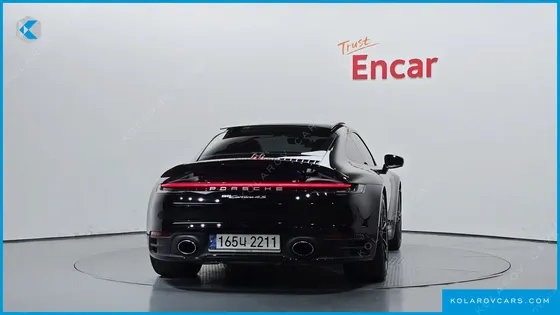 PORSCHE 911 CARRERA 4S