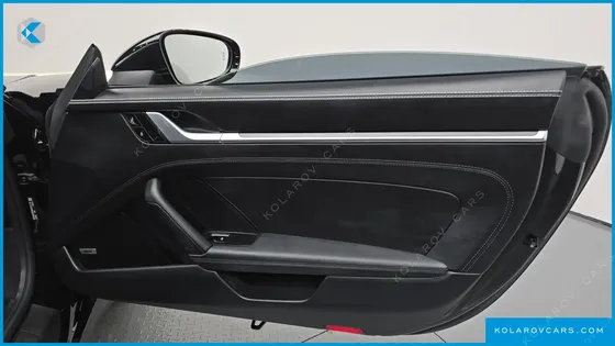 PORSCHE 911 CARRERA 4S