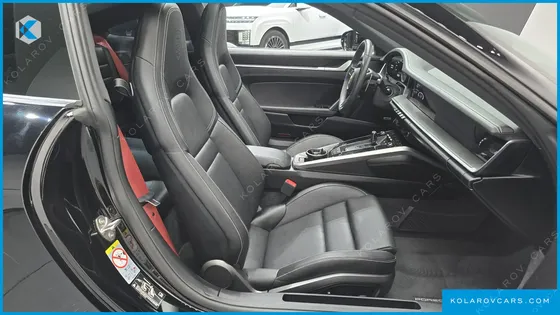 PORSCHE 911 CARRERA 4S