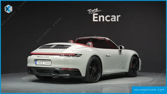 PORSCHE 911 CARRERA 4 GTS CABRIOLET
