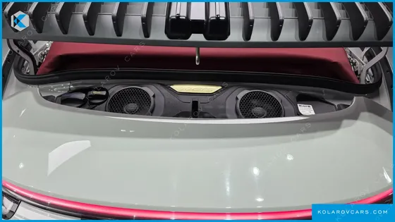 PORSCHE 911 CARRERA 4 GTS CABRIOLET
