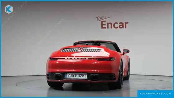 PORSCHE 911 CARRERA 4 CABRIOLET