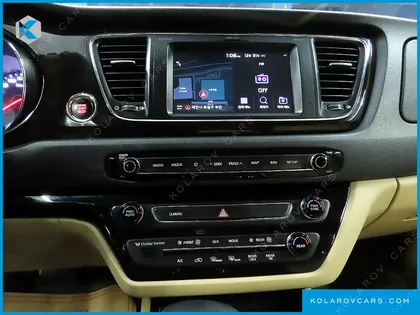 KIA CARNIVAL GASOLINE 9-SEATER NOBLESSE SPECIAL