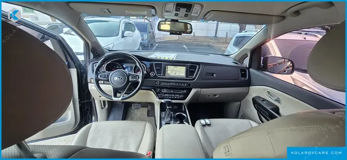 KIA CARNIVAL 9-SEATER PRSTIGE