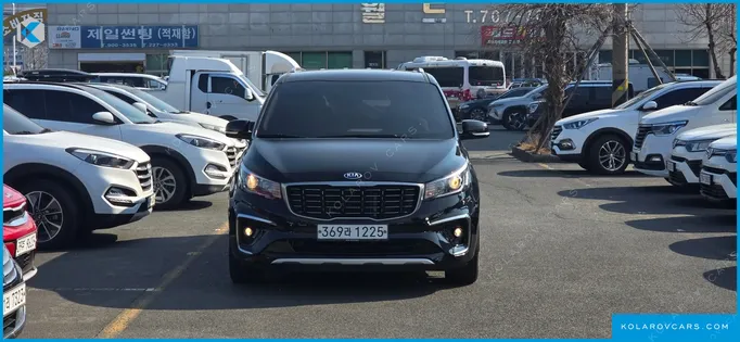 KIA CARNIVAL 9-SEATER PRSTIGE
