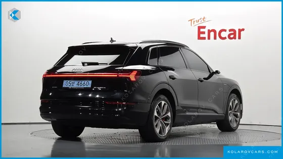 AUDI E-TRON 55 QUATTRO
