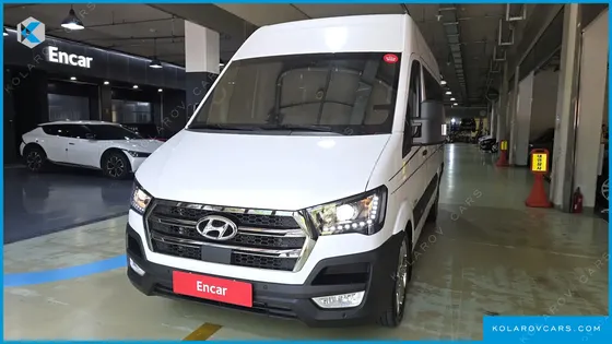 HYUNDAI SOLATI 15-SEATER